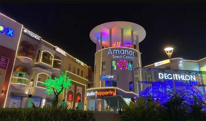 Amanora Mall